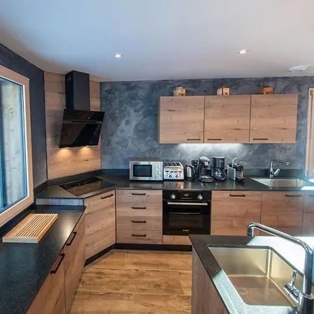 Holiday home Familial Spacieux Avec Spa, Salle De Jeux, Pres Des Pistes - 14 Pers, Vosges - Fr-1-589-366 *